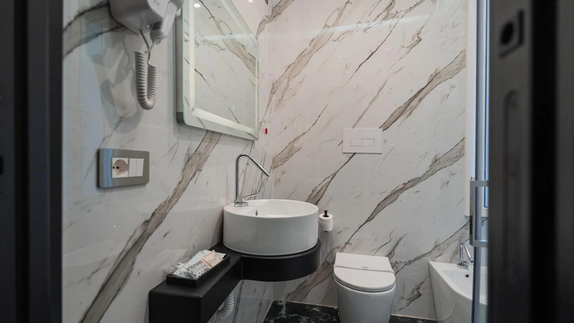 Guest house Lucignoloroom Stazione Centrale Napoli