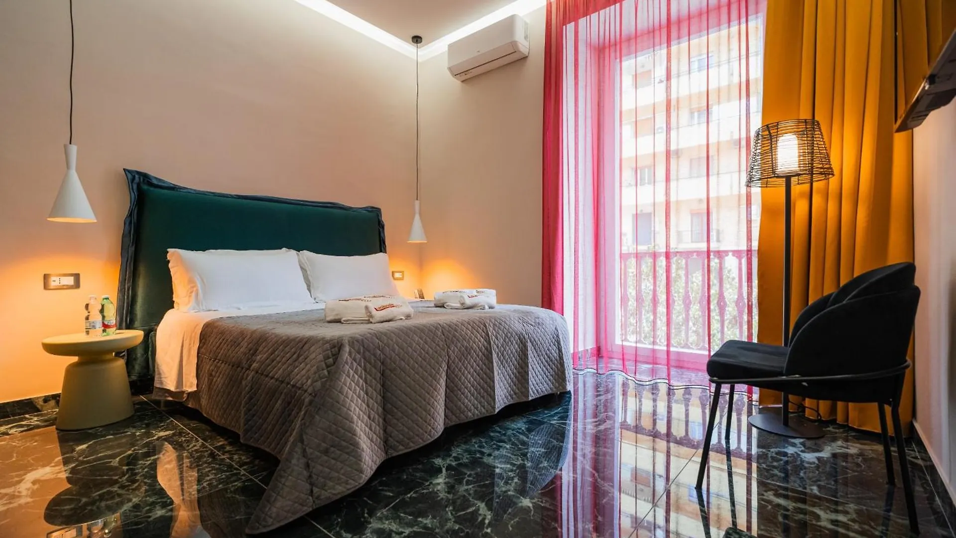 Guest house Lucignoloroom Stazione Centrale Napoli Italy
