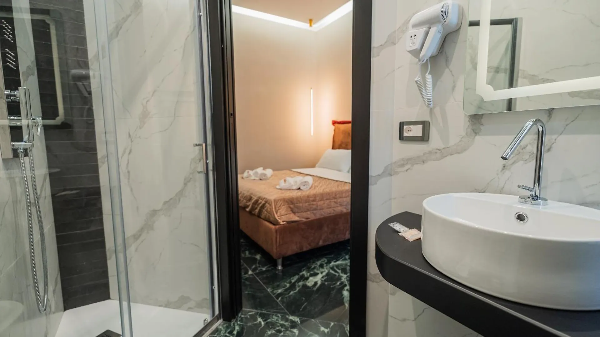 Lucignoloroom Stazione Centrale Napoli