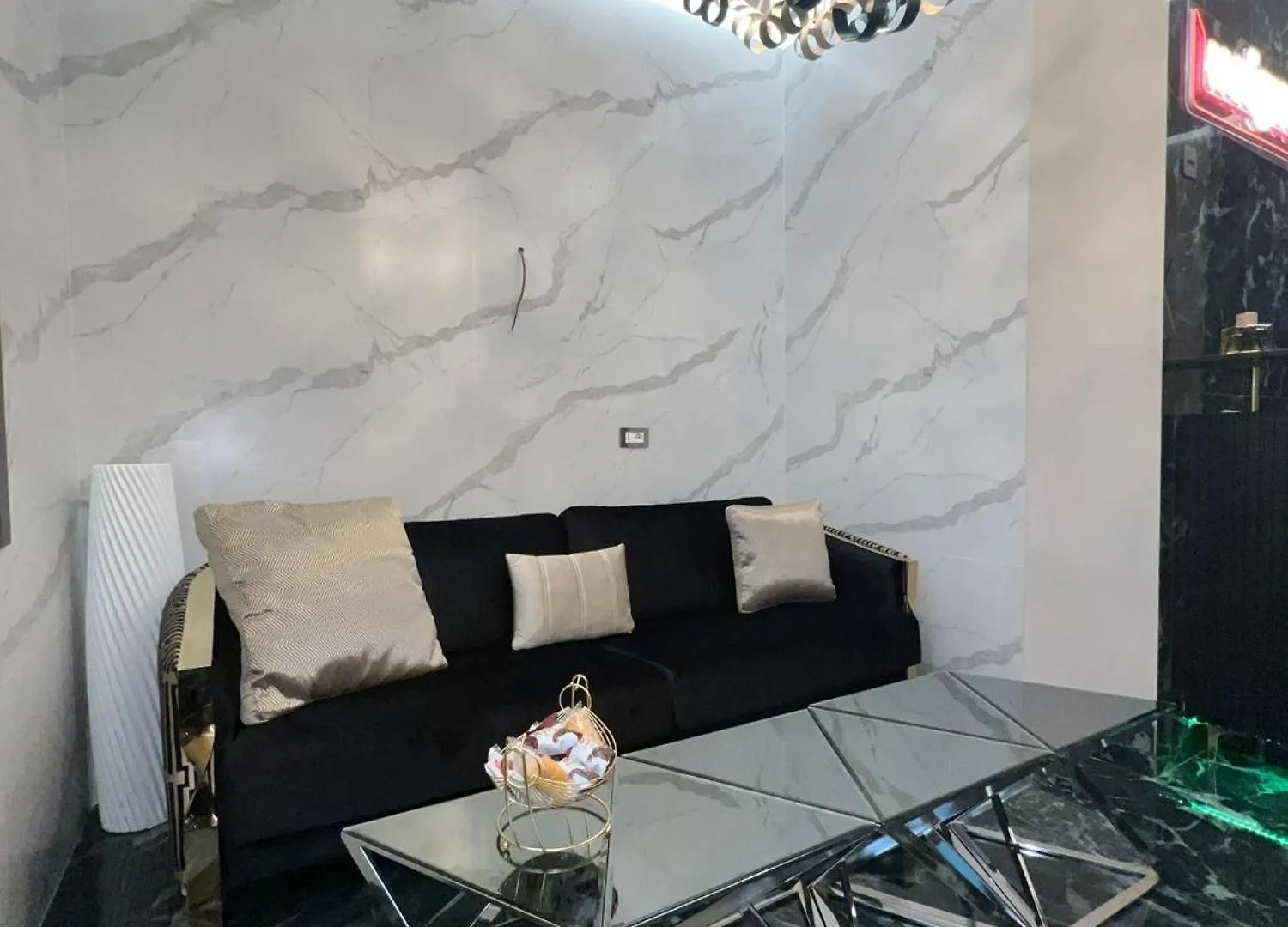 Lucignoloroom Stazione Centrale Napoli Italien